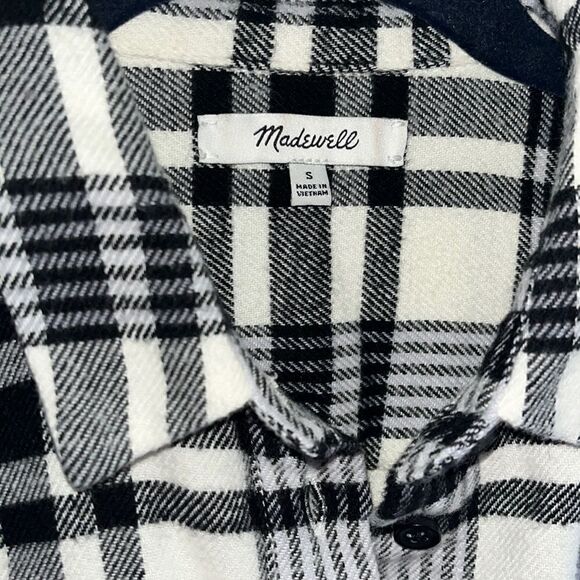 EXCELLENT CONDITION WOMEN’S SMALL MADEWELL OVERSIZED FLANNEL BUTTON DOWN SHIRT - Picture 6 of 8